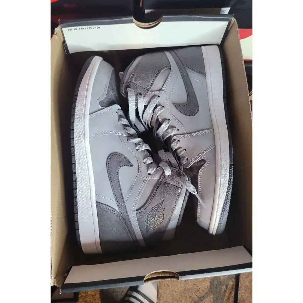 Air Jordan 1 Retro High Premium Grey Camo 3M AA3993-027 Men’s Sz 10 VNDS